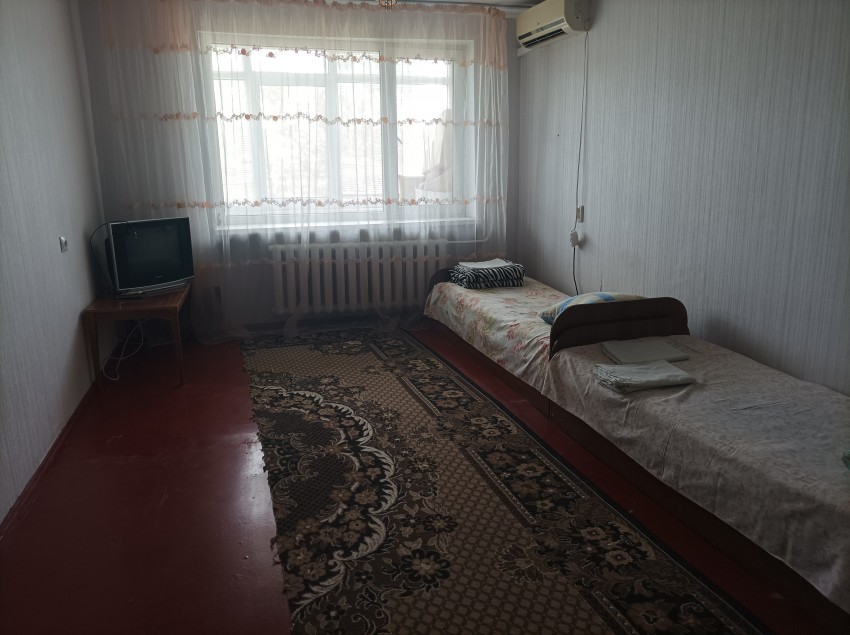 Отдых в Крыму, Мирный