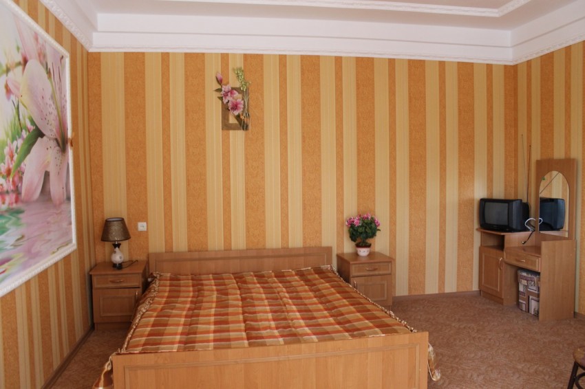 Отдых в Крыму, Веселое
