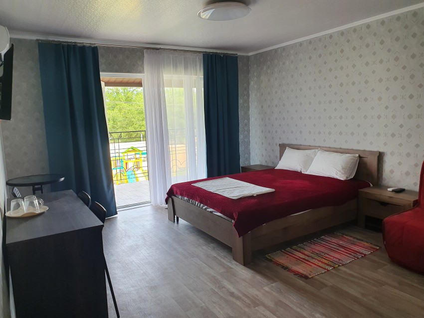 Отдых в Крыму, Новоотрадное