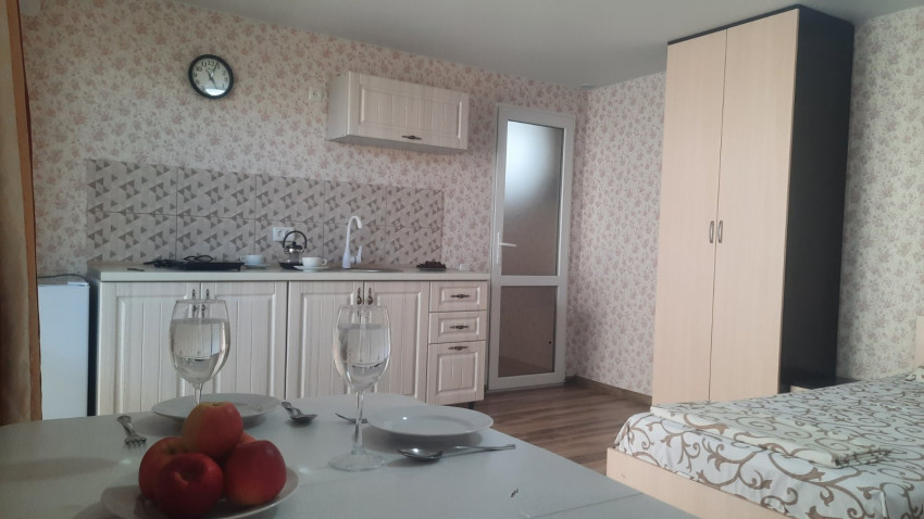 Отдых в Крыму, жилье в Штормовом